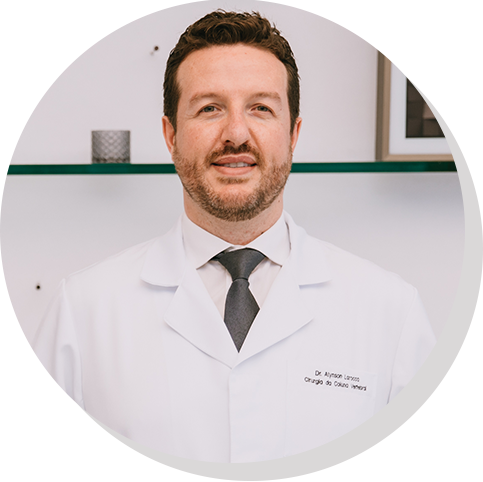 Dr. Álynson Larocca Kuchelski